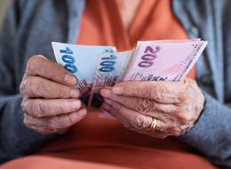 Hesapta eksik maaş gören emekliler için sebepleri tek tek sıraladı! '16 bin 881 TL' detayı