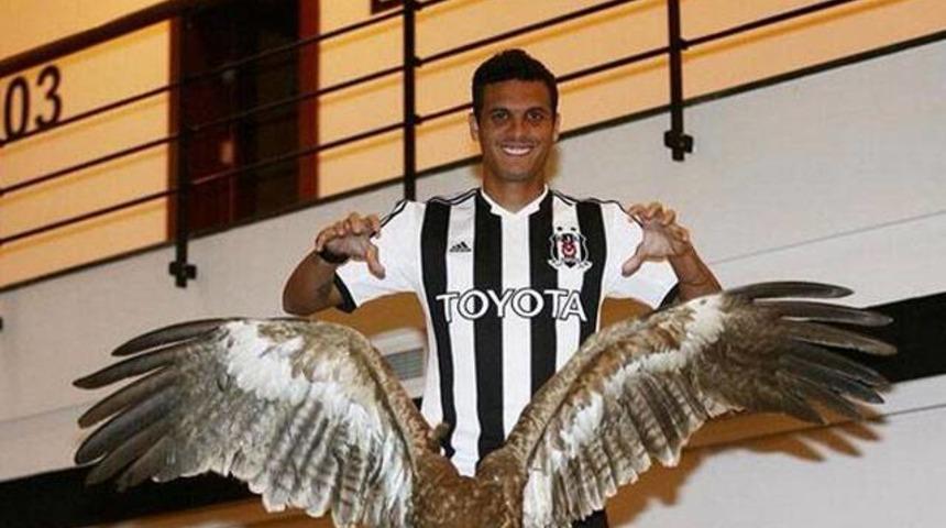 Ramon imzayı attı!