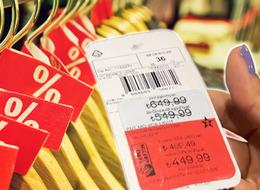 İndirimli etiketlerdeki gizli oyun: Kandırılabilirsiniz! '30 gün' kuralını hatırlatan uzmanlardan kredi kartı uyarısı: Ödemeyin!