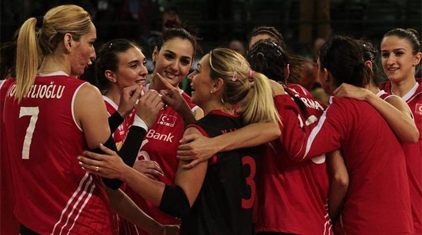 Sultanlar &ccedil;eyrek finalde