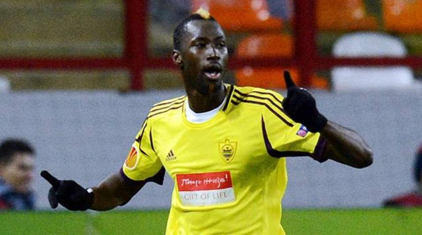 Galatasaray'ın yeni &ccedil;ileği Lacina Traore