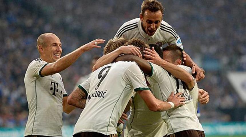 Bayern M&uuml;nih, Schalke'yi ezdi ge&ccedil;ti