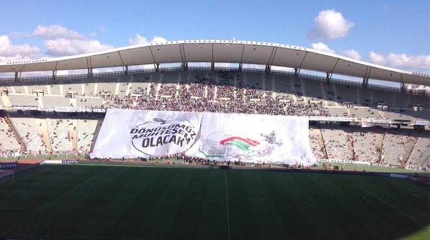 Beşiktaş taraftarından koreografi hazırlığı!