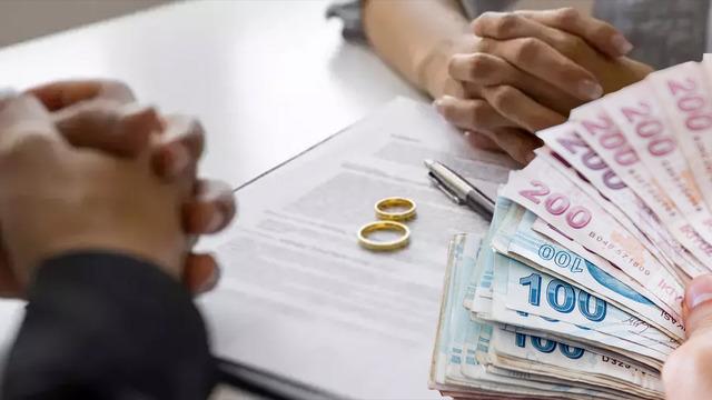 Yıllardır tartışılıyor! Süresiz nafaka döneminde sil baştan: Aile Mahkemesi Anayasa'ya aykırı olabilir dedi, AYM'ye taşındı