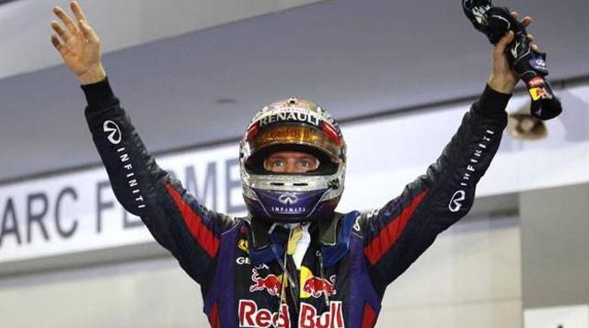 Singapur GP'sini Sebastian Vettel kazandı