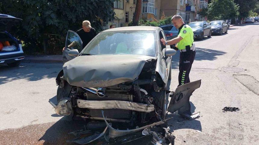 Samsun’da iki otomobil çarpıştı: 1 yaralı