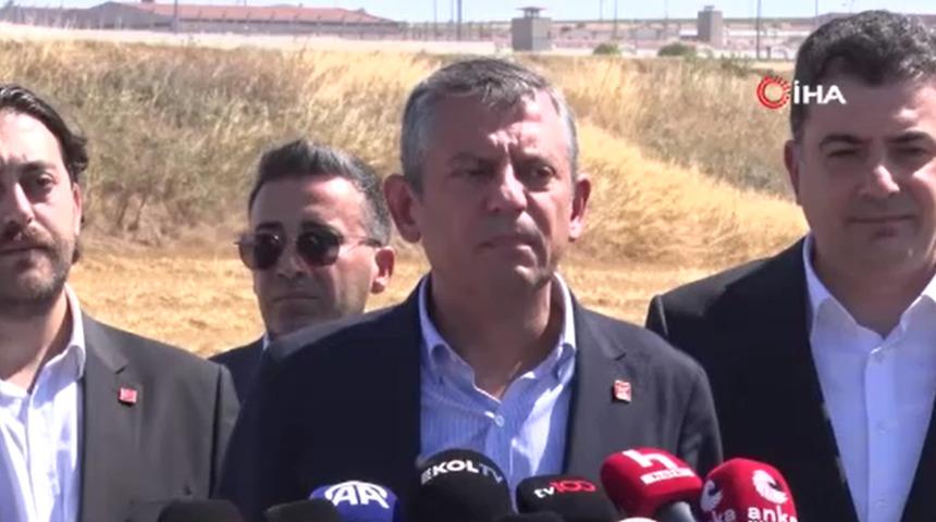 CHP lideri Özgür Özel'den İmamoğlu'nun duruşması sonrası açıklama: "O tehlike ortadan kalktı..."