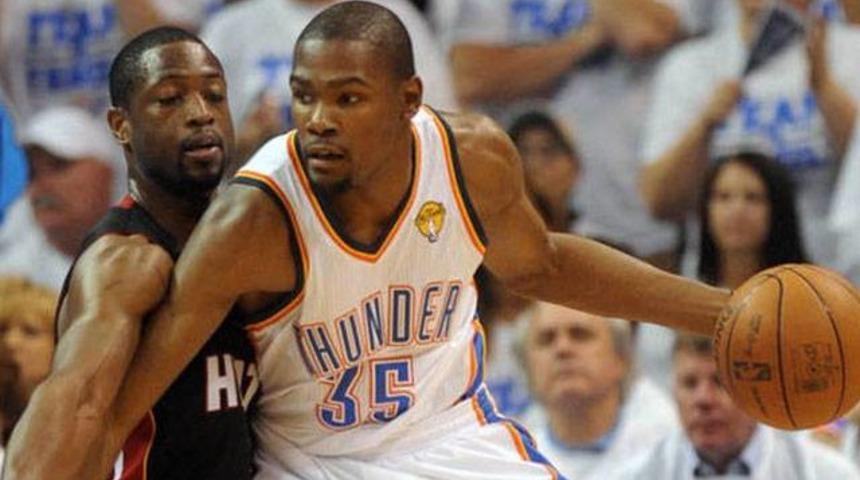 Durant ve Wade Twitter'da kapıştı!