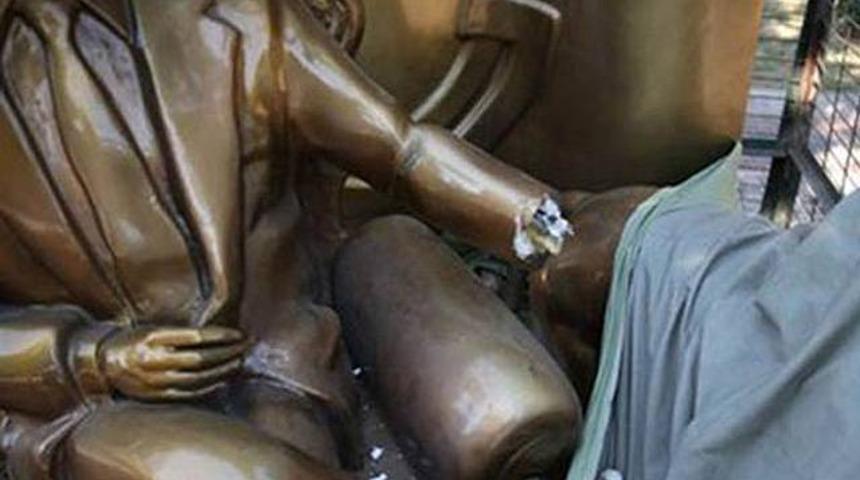 &Uuml;nal Aysal zannedip kolunu kırdılar!