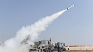 Hindistan ordusu, Çin sınırında hava savunma sistemini test etti