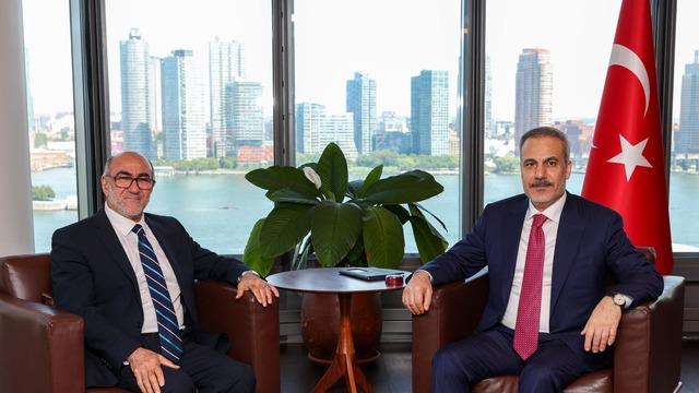 Bakan Fidan, ABD Müslüman Kuruluşlar Konseyi Başkanı Cemal’i kabul etti