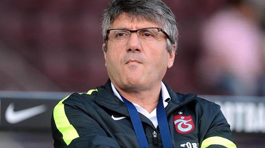 Mustafa Reşit Ak&ccedil;ay istifa etti, Hacıosmanoğlu ikna etti