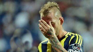Meireles derbide kızardı