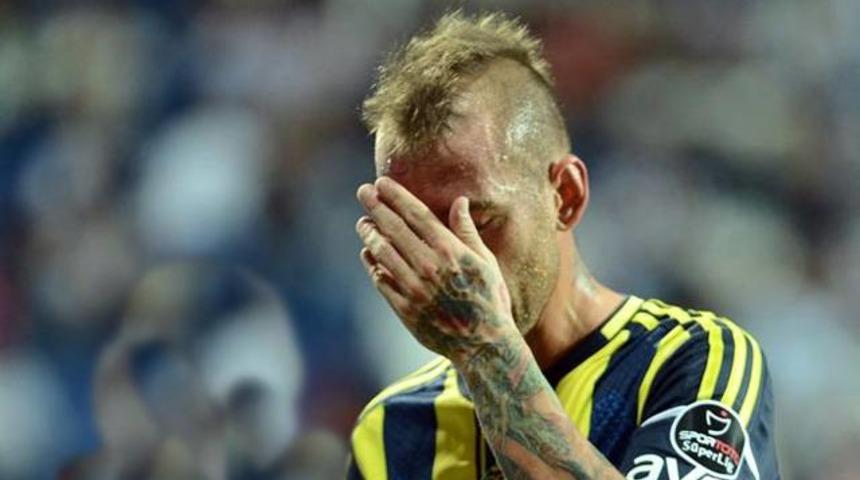 Meireles derbide kızardı