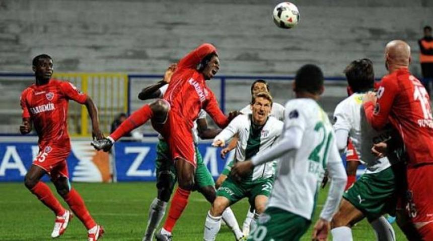 Timsah hayata d&ouml;nd&uuml;! 