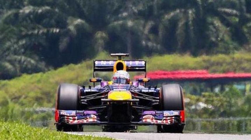 Kore&rsquo;nin en hızlısı Vettel!