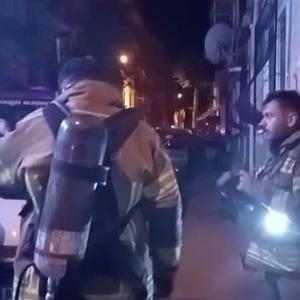 Bursa'da gece yarısı mahalleyi ayağa kaldıran yangın