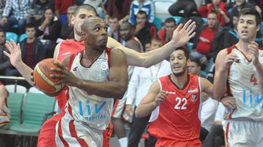 Galatasaray Liv Hospital namağlup ilk 8'de
