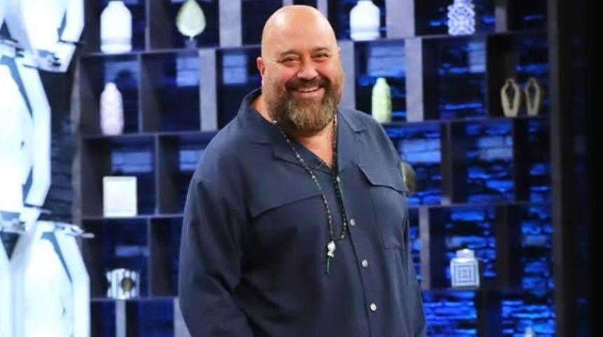 MasterChef jürisi Somer Sivrioğlu 25 yaş küçük sevgilisiyle aşk tatilinde! Havuz pozları olay oldu