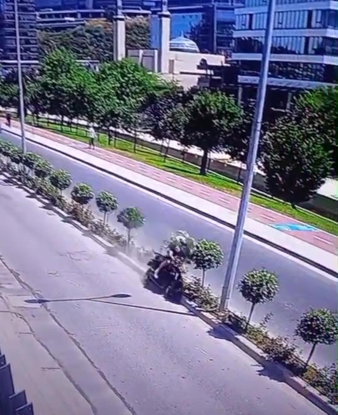 17 yaşındaki Muharrem in tek teker üzerinde gelen feci ölümü... Tüyler ürpertici anlar saniye saniye kamerada! 2