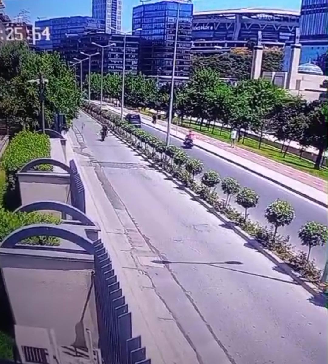 17 yaşındaki Muharrem in tek teker üzerinde gelen feci ölümü... Tüyler ürpertici anlar saniye saniye kamerada! 1