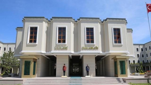 İçişleri Bakanlığı'ndan 'Atatürk fotoğrafı yasağı' iddialarına sert yanıt