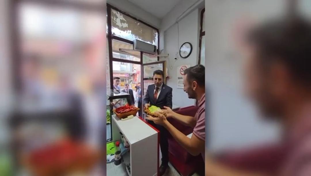 1200xauto Tunceli Valisi'nin koruması gündem oldu! Görüntüleri herkesi güldürdü, Vali, 'bizi nasıl koruyacak' dedi