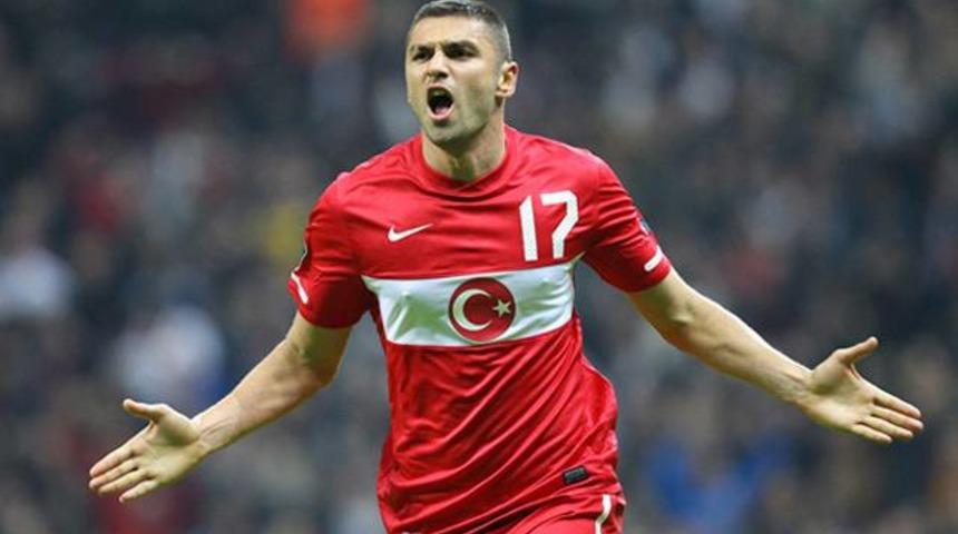 Burak Yılmaz'a bir darbe de Fatih Terim'den!