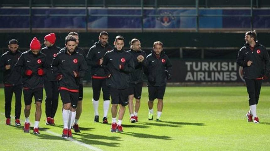 A Milliler Estonya'ya gitti, işte kadro!