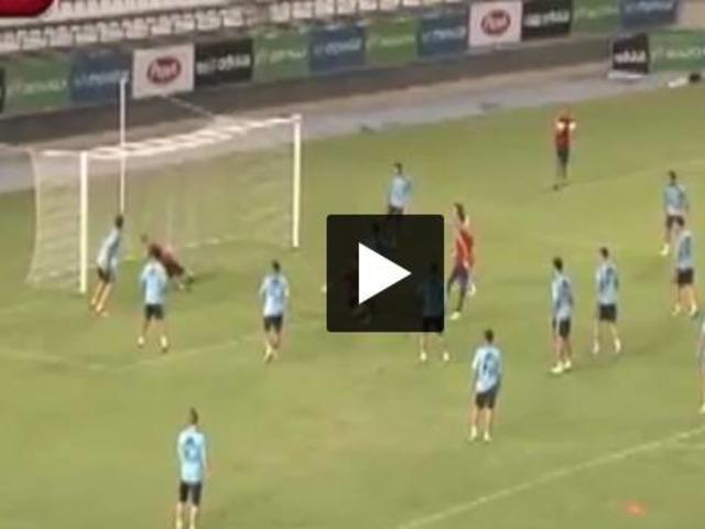 3 kaleciyi birden geçti!