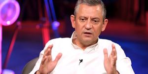 Özel'den gündem yaratacak göndermeler