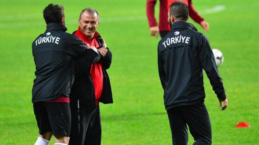 Fatih Terim, Estonya ma&ccedil;ının 11'ini a&ccedil;ıkladı