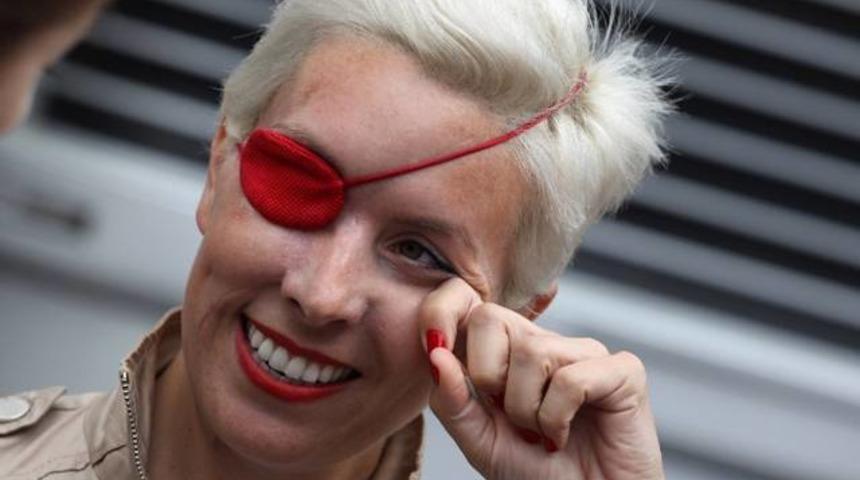 F1 pilotu Maria de Villota odasında &ouml;l&uuml; bulundu!