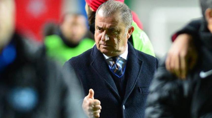 "Salı g&uuml;n&uuml; herkesin rengi kırmızı-beyaz olmalı"