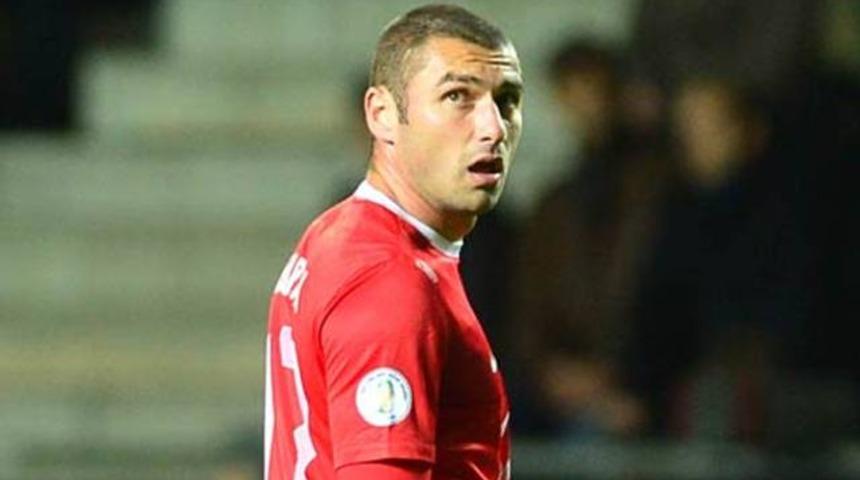 Burak Yılmaz'a milli ma&ccedil;ta b&uuml;y&uuml;k şok!