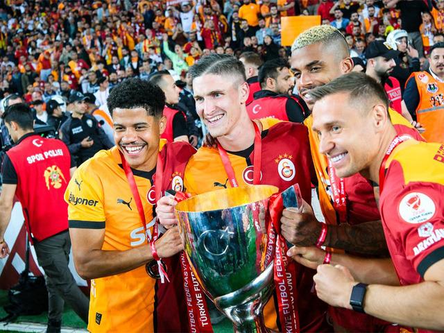 Fransızlar yıldız isim için İstanbul'a geliyor!