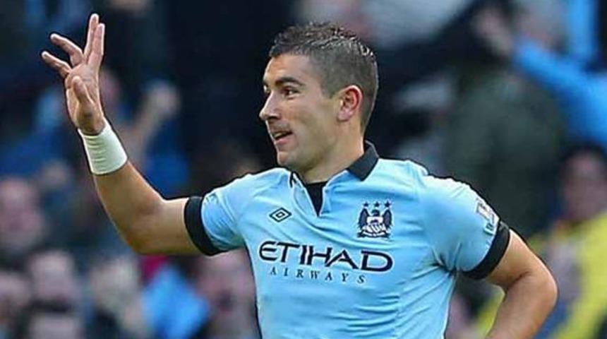 Galatasaray Kolarov'u bitirdi!