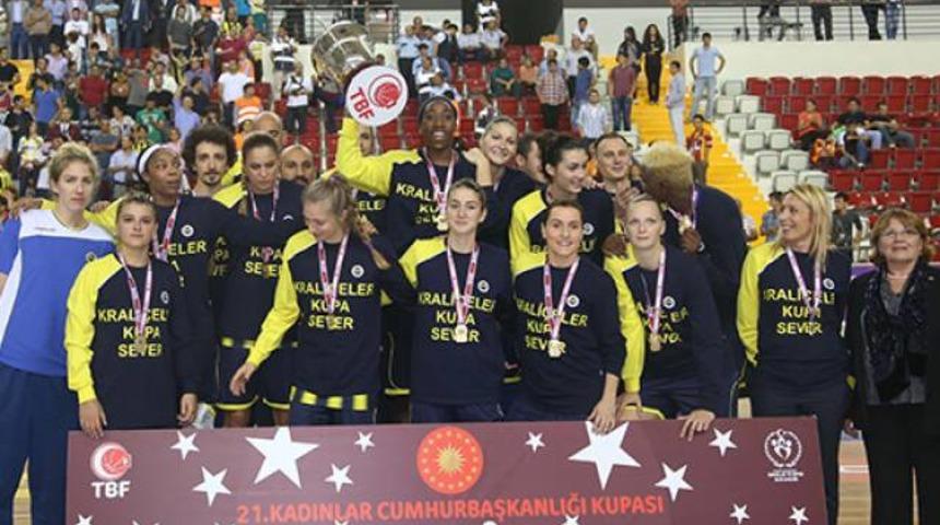 Kupa 9. kez Fenerbah&ccedil;e'nin!