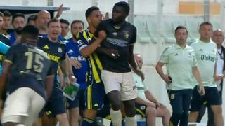 Hazırlık maçında ortam çok gerildi! Portimonense - Fenerbahçe maçı adeta savaş alanına döndü...