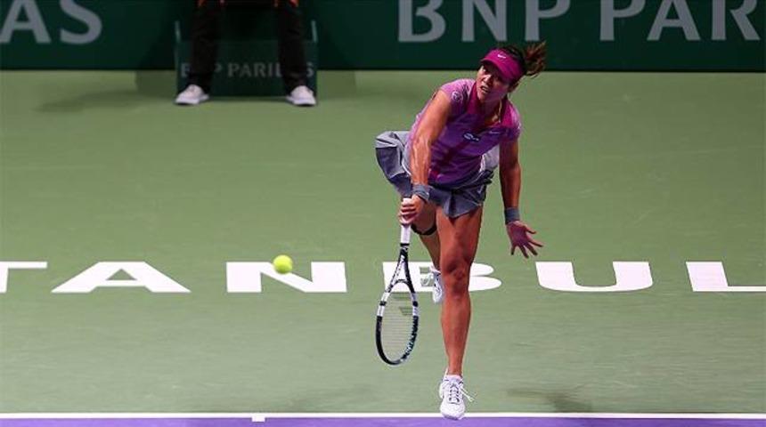 Li Na'dan g&uuml;zel başlangı&ccedil;