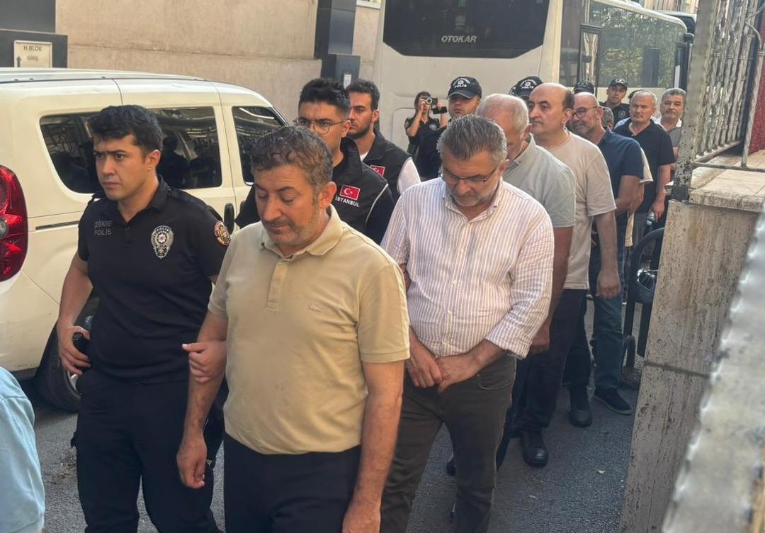 Çocuklarının isim babası terörist elebaşıymış! MİT raporu ortaya çıktı: HAKMAR ın genel müdürlük binasında şifreli kapılar... 2
