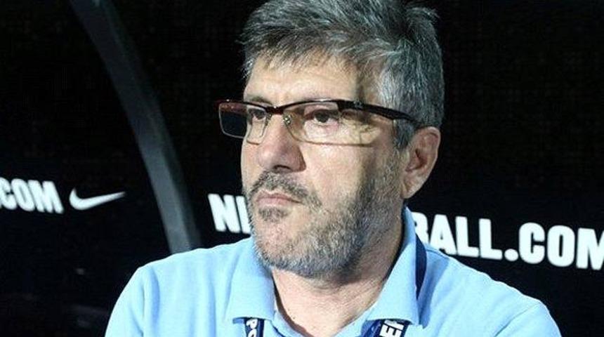 Mustafa Akçay'dan oyuncularına uyarı