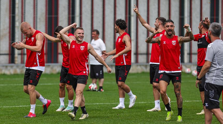 Samsunspor, yeni sezona Hollanda’da hazırlanıyor