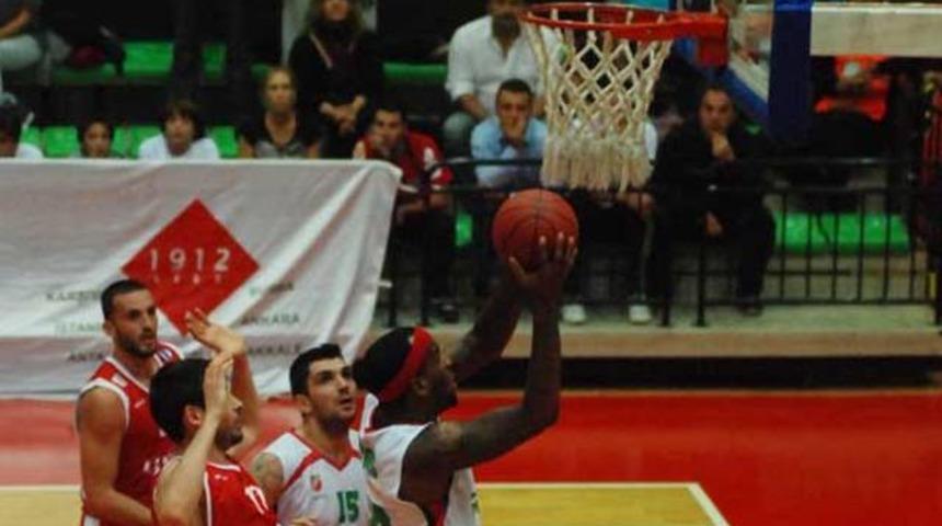 Pınar Karşıyaka'dan 100. ma&ccedil; tarifesi