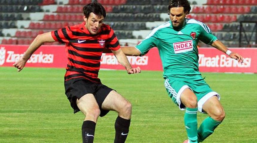 İbrahim Akın sahalara geri d&ouml;nd&uuml;