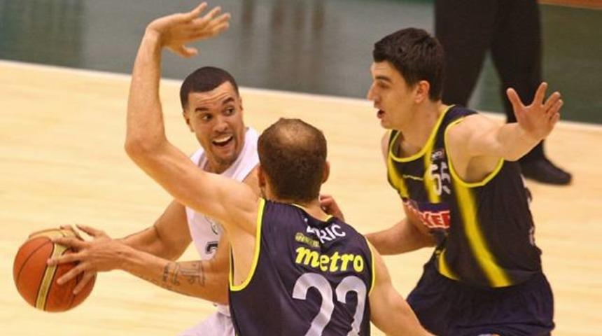 Fenerbah&ccedil;e İzmir'de rahat!