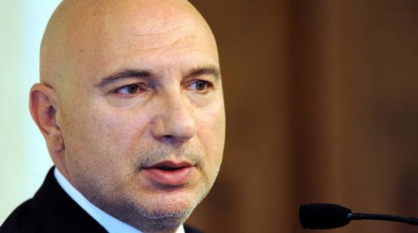 "Babam dahi olsa oyum Aydınlar'a"