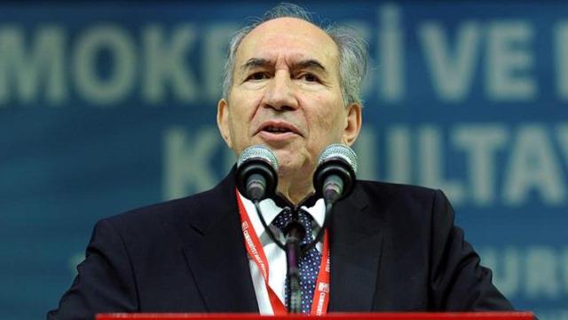 Son dakika haberi... CHP'nin eski genel başkanı Altan Öymen yoğun bakıma kaldırıldı