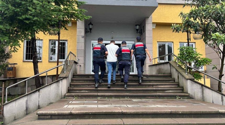 Artvin'de uyuşturucu operasyonunda yakalanan zanlı tutuklandı