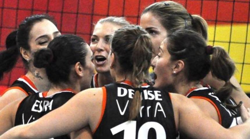 Devler karşı karşıya